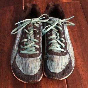 Altra Escalantes Blue Running Shoe